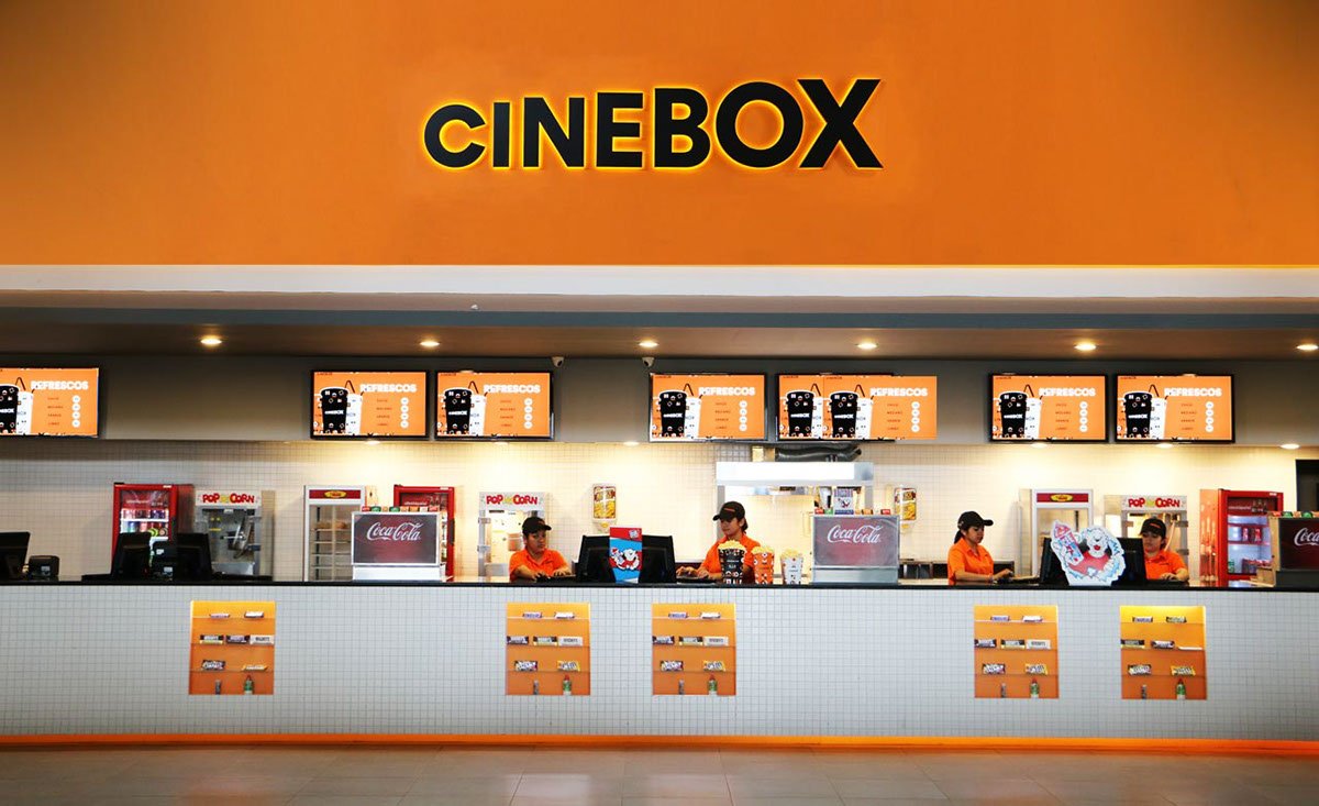 Cinebox影院VI形象設(shè)計(jì)展示  展廳展示