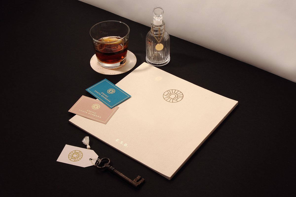 國外民宿酒店品牌vi設計和標志設計，品牌設計，品牌vi設計，標志設計，酒店vi設計，民宿vi設計，深圳vi設計，左右格局