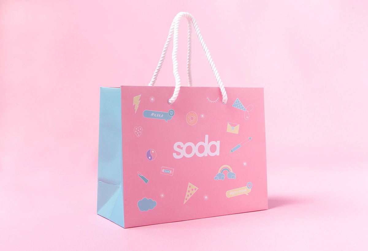全新Soda化妝品品牌vi設(shè)計(jì)和圖標(biāo)設(shè)計(jì)案例，vi設(shè)計(jì)，視覺形象設(shè)計(jì)，化妝品品牌vi設(shè)計(jì)，圖標(biāo)設(shè)計(jì)，化妝品vi設(shè)計(jì)，品牌vi設(shè)計(jì)，vi品牌策劃，深圳vi設(shè)計(jì)，左右格局