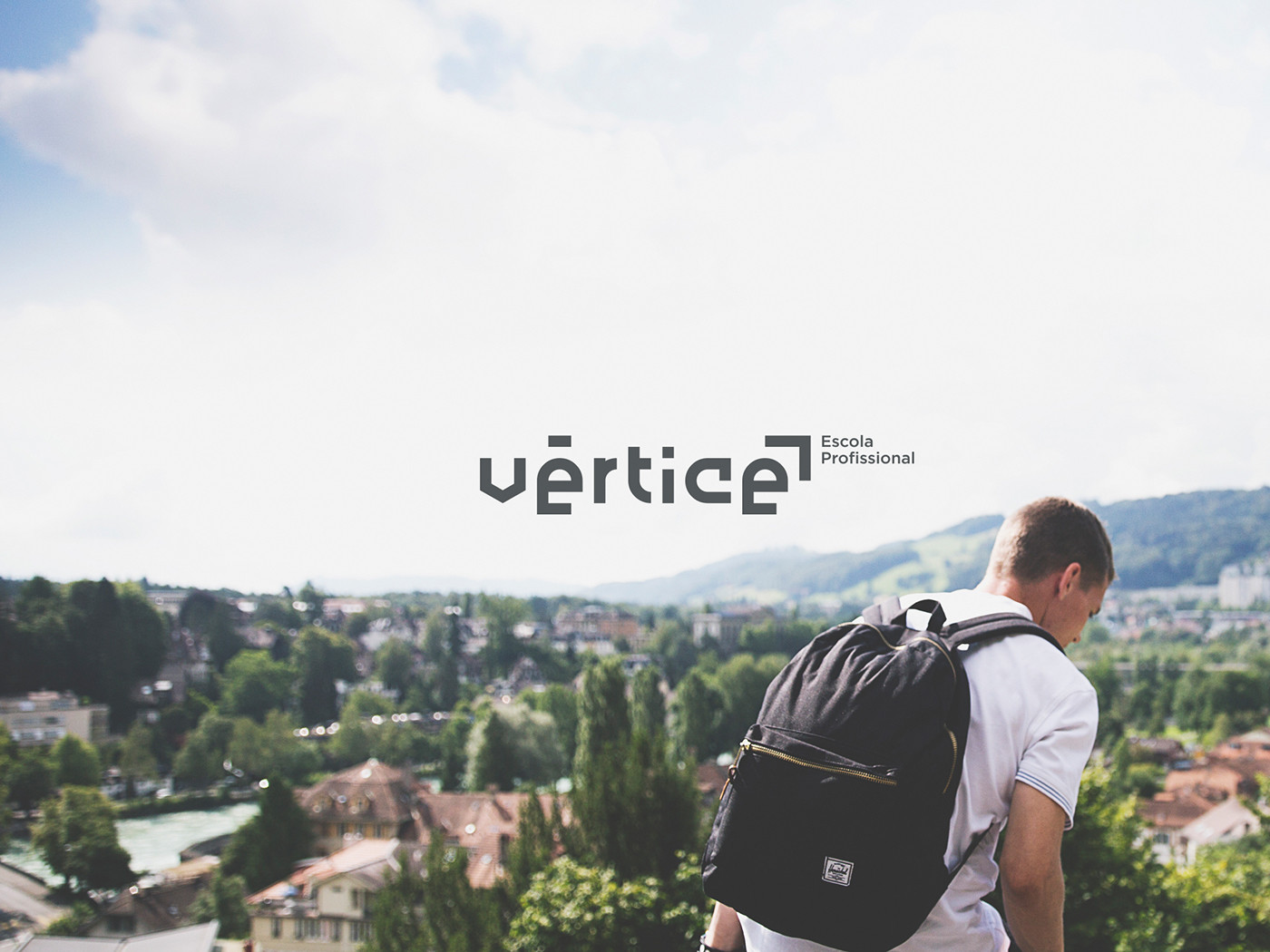 Vértice國外學校品牌vi設計和標識設計，企業(yè)vi設計，標識設計，深圳vi設計，左右格局